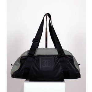 CHANEL - AUTHENTIC VINTAGE GYM BAG